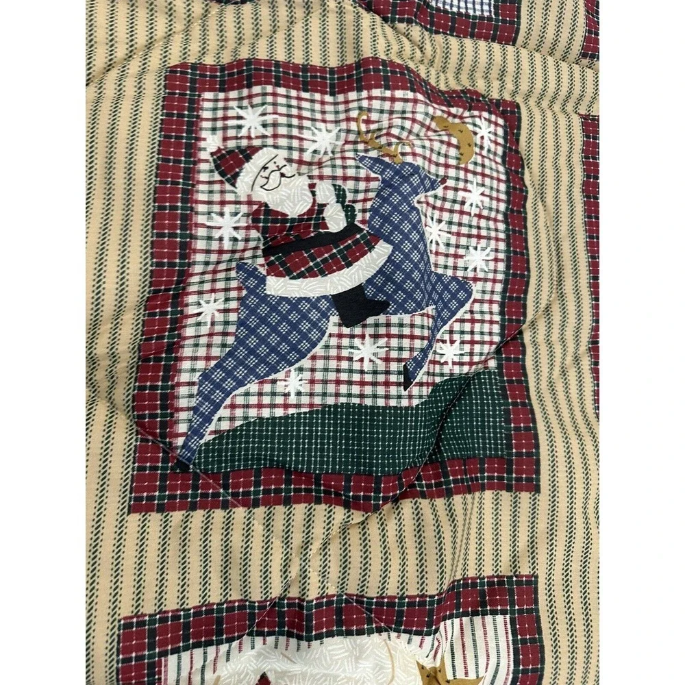 Vintage‎ Christmas Queen Bedspread Santa Claus, Christmas Trees, Snowman NEW
